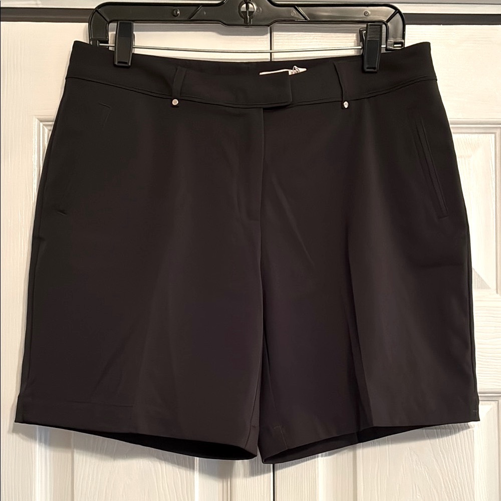 Lady Hagen Black Tailored Bermuda Shorts